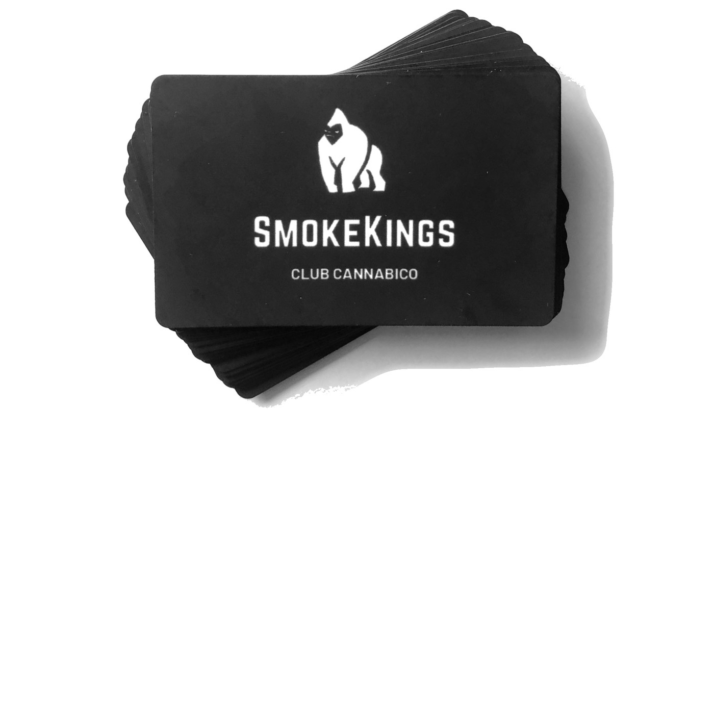 Tarjetas SmokeKings alineadas sobre fondo claro