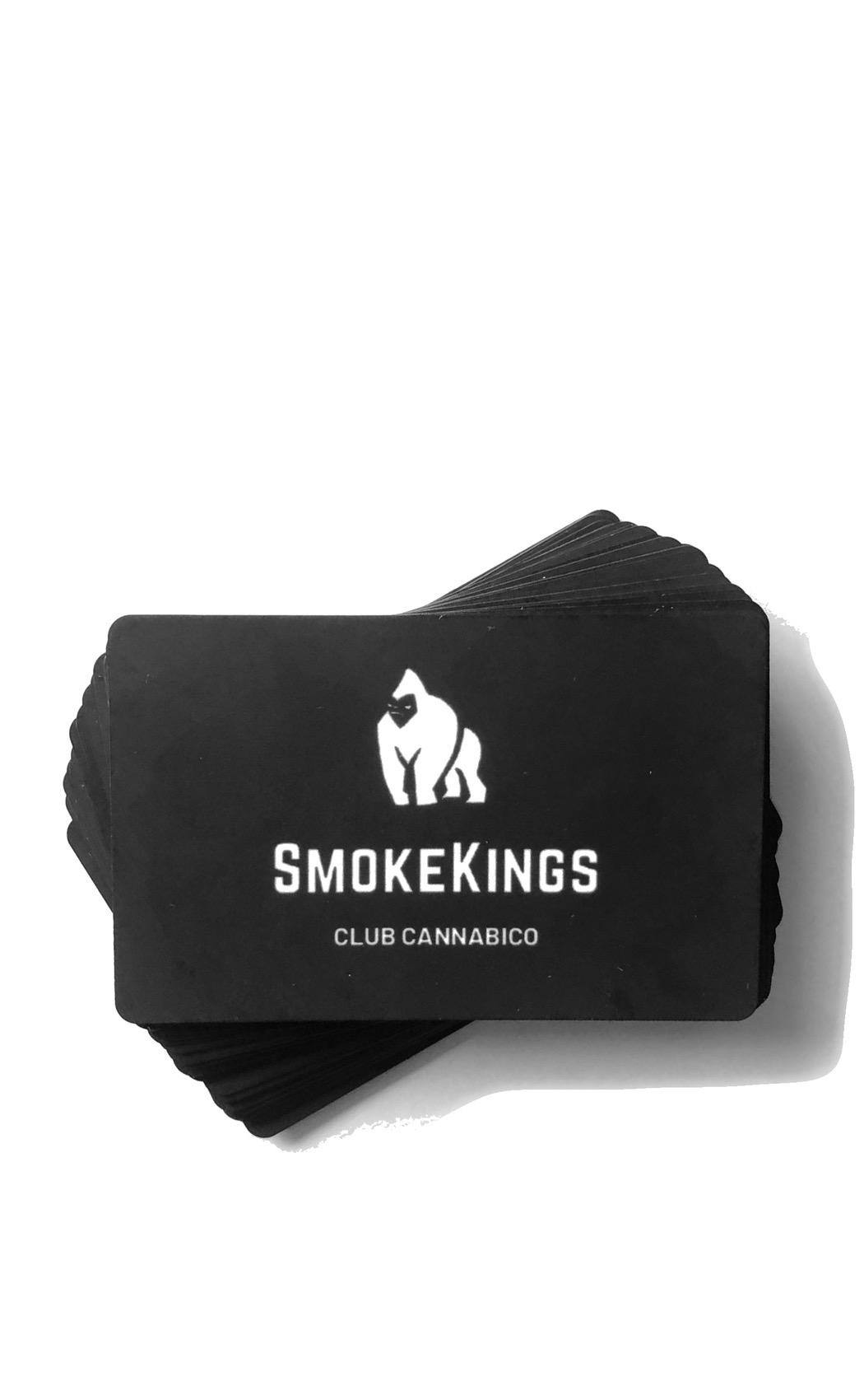 Tarjetas y etiquetas SmokeKings alineadas